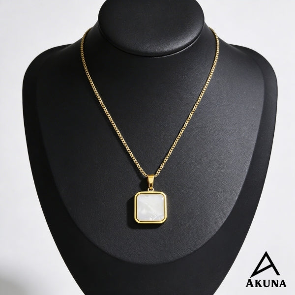 Luxe Gold Square Pendant Necklace for Women