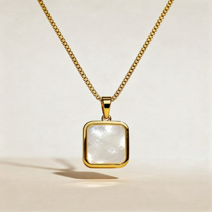 Luxe Gold Square Pendant Necklace for Women