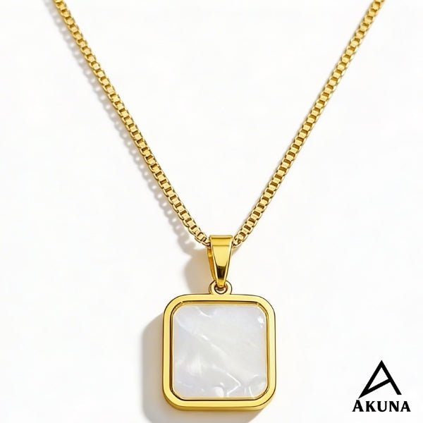 Luxe Gold Square Pendant Necklace for Women