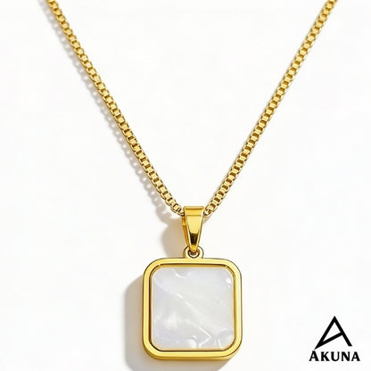 Luxe Gold Square Pendant Necklace for Women