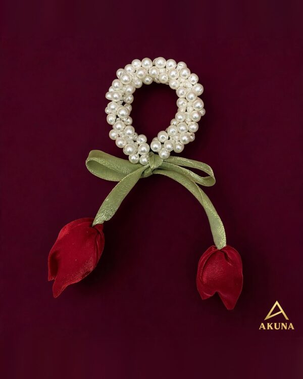 Pearl Gajra Hair Tie